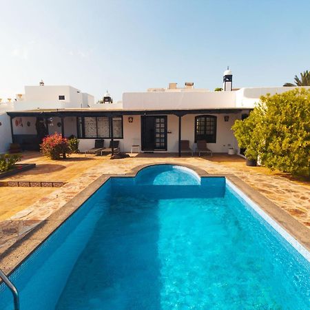 Luxury Villa Alfred Puerto del Carmen  Bagian luar foto