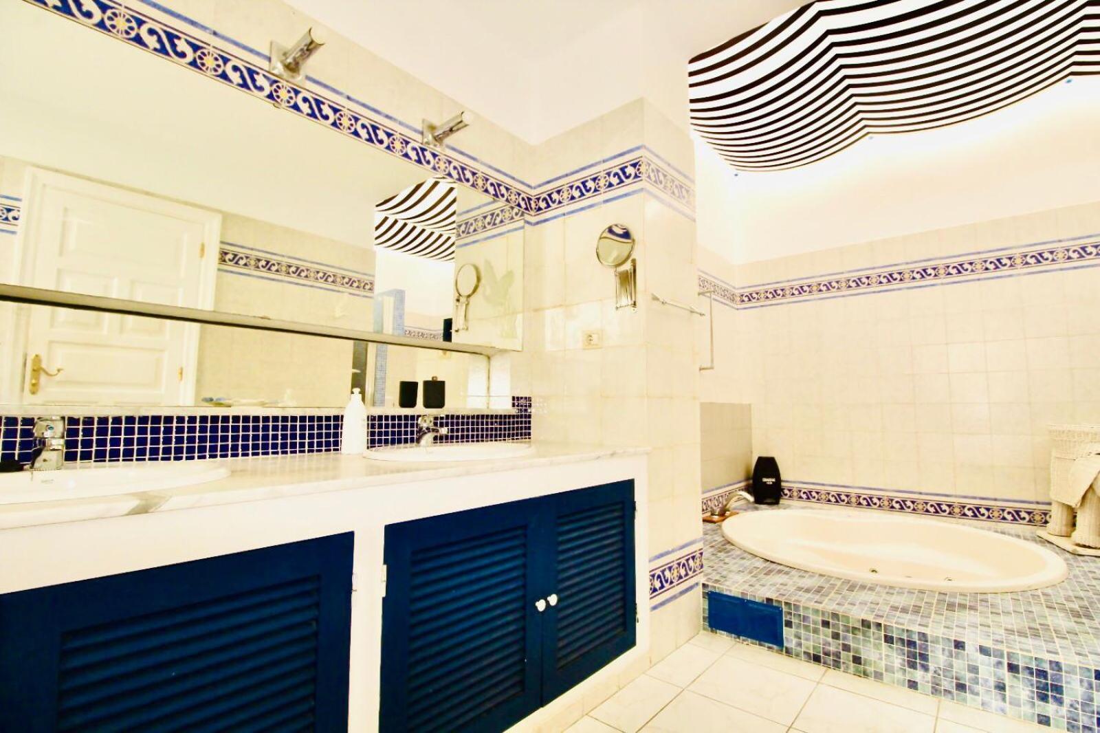 Luxury Villa Alfred Puerto del Carmen  Bagian luar foto